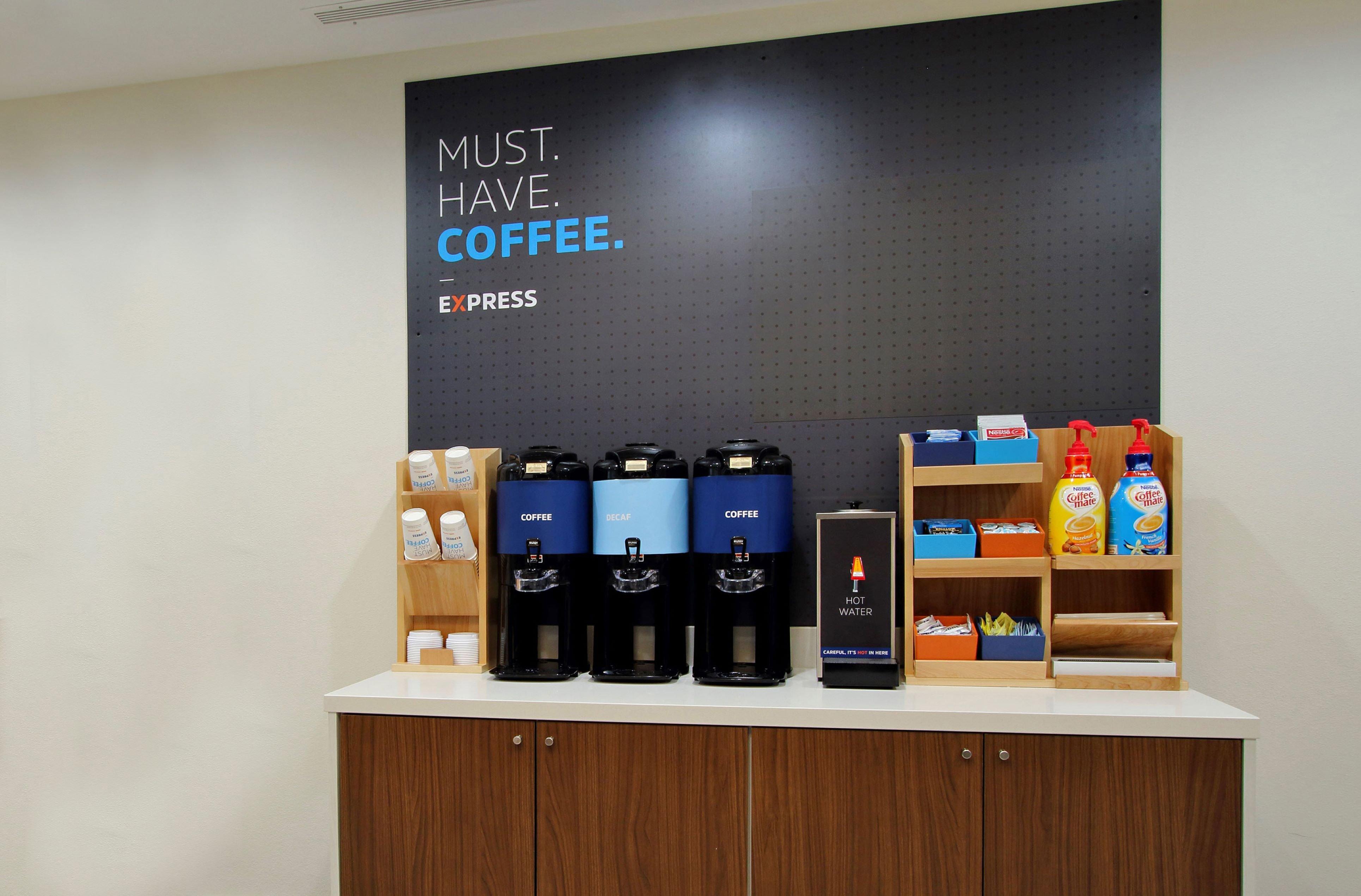 Holiday Inn Express Winnipeg Airport - Polo Park By Ihg Buitenkant foto