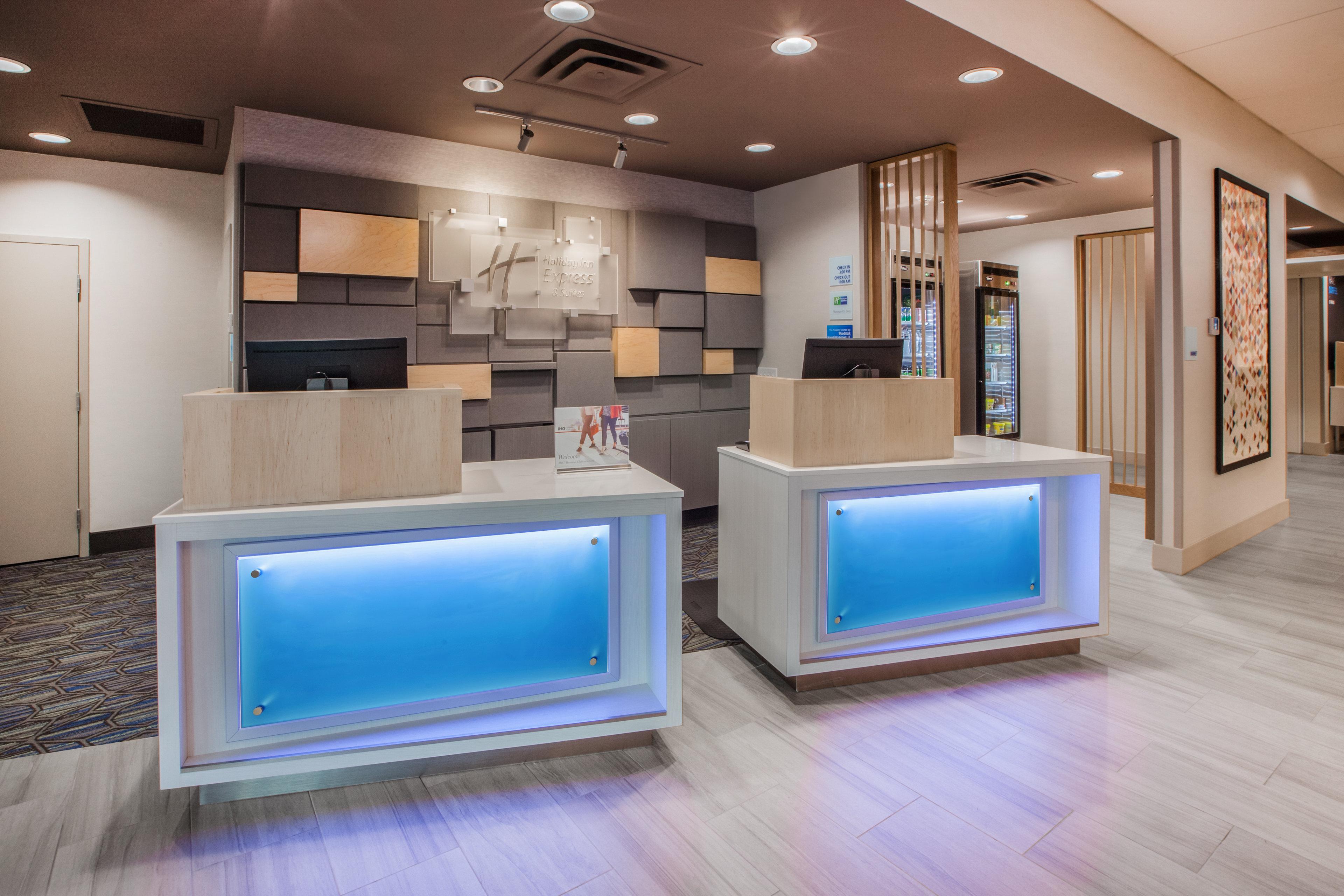 Holiday Inn Express Winnipeg Airport - Polo Park By Ihg Buitenkant foto