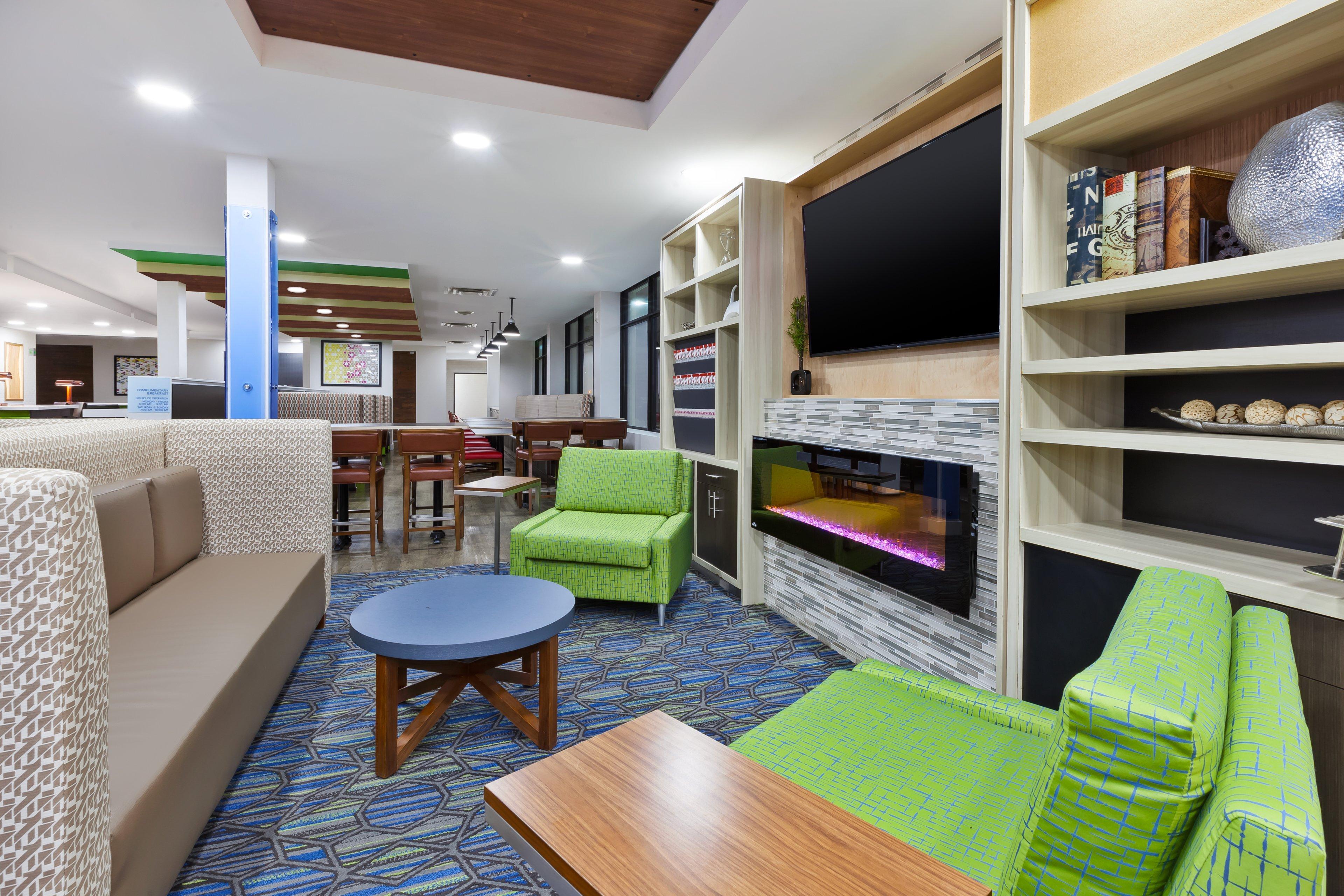 Holiday Inn Express Winnipeg Airport - Polo Park By Ihg Buitenkant foto